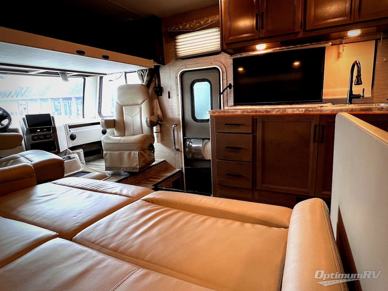 2022 Thor ACE 30.3 Photo 21