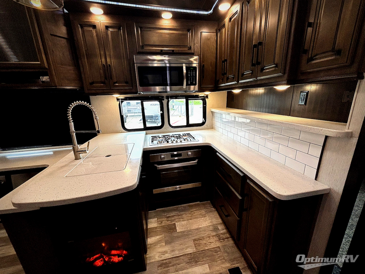 2019 Heartland Cyclone 4101KING Photo 11