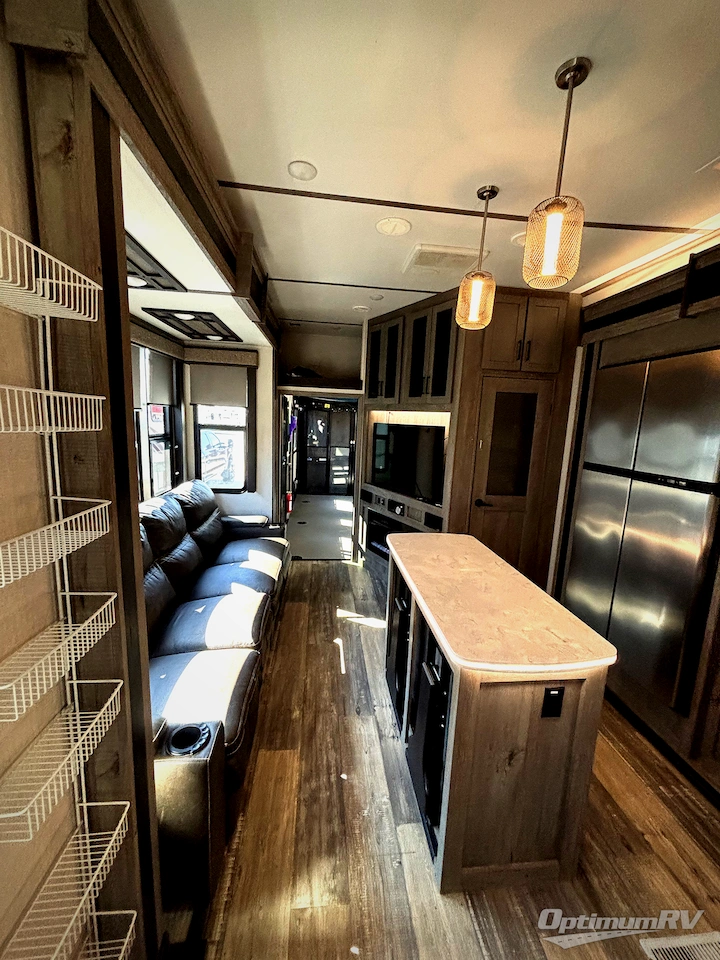 2019 Keystone Raptor 415 Photo 4
