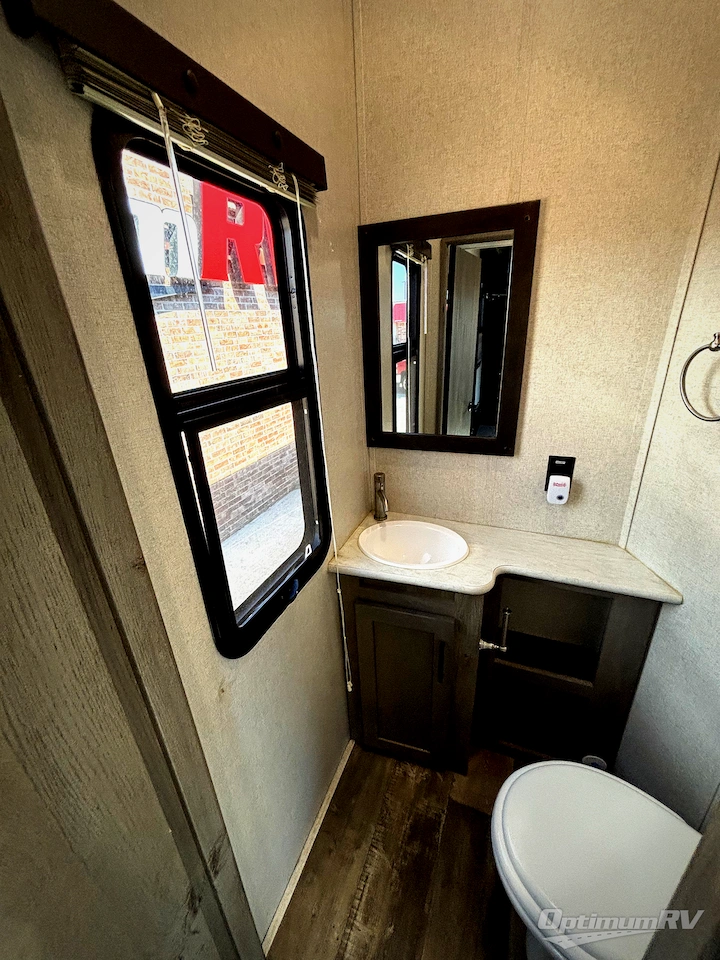 2019 Keystone Raptor 415 Photo 21