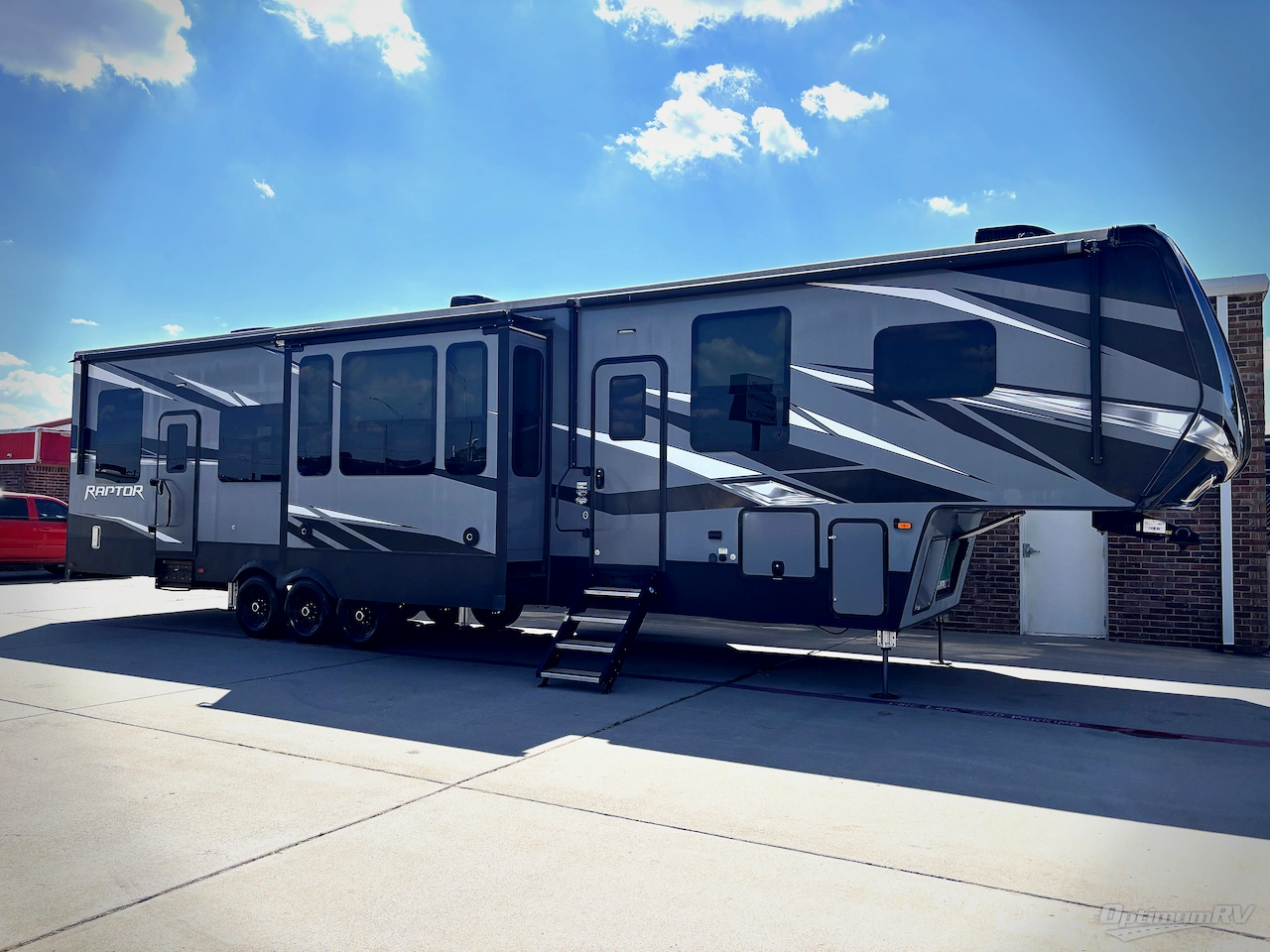 2019 Keystone Raptor 415 Photo 1