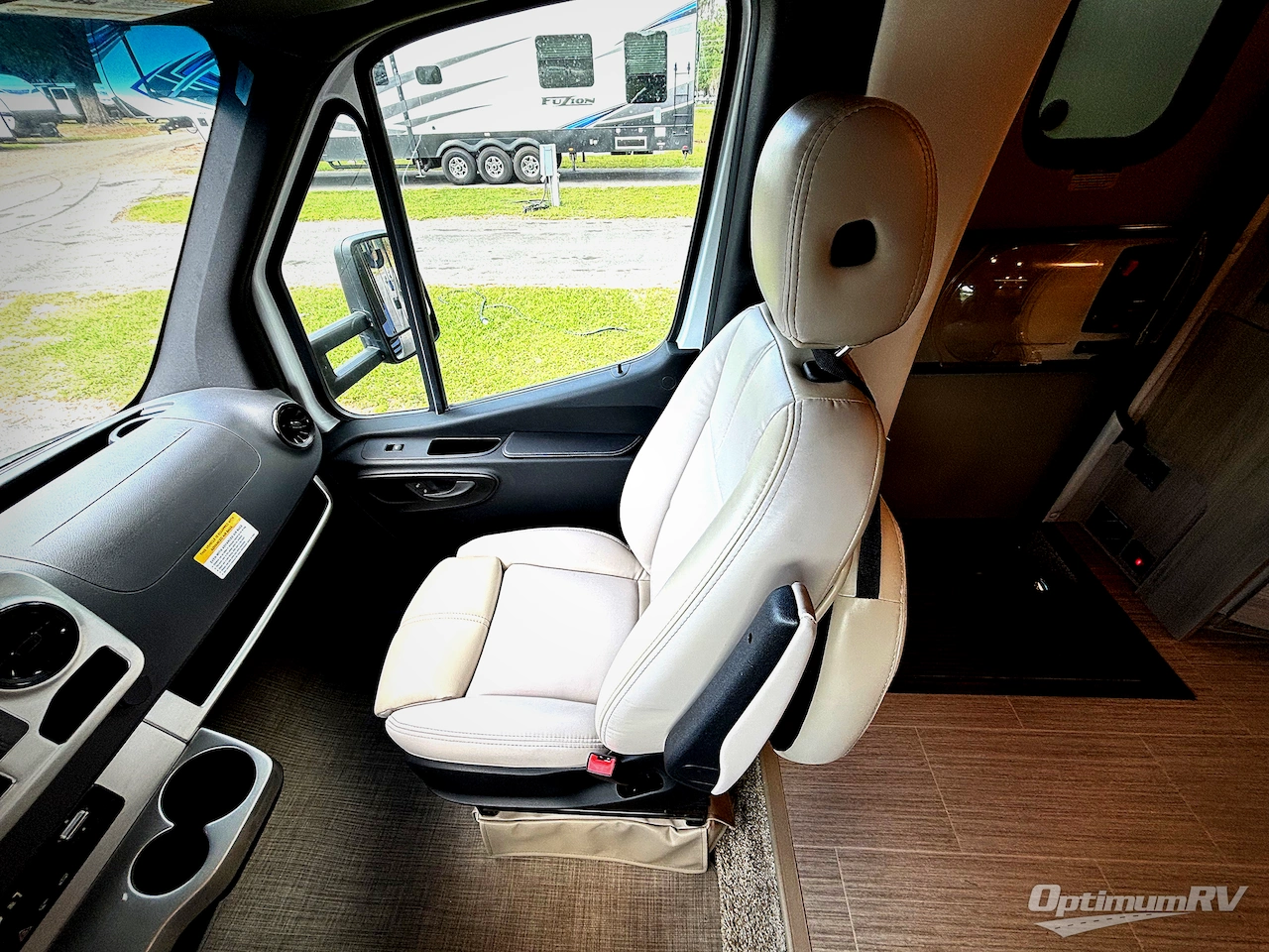 2023 Thor Delano Sprinter 24TT Photo 9