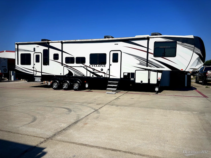 2019 Heartland Cyclone 4115 RV Photo 1