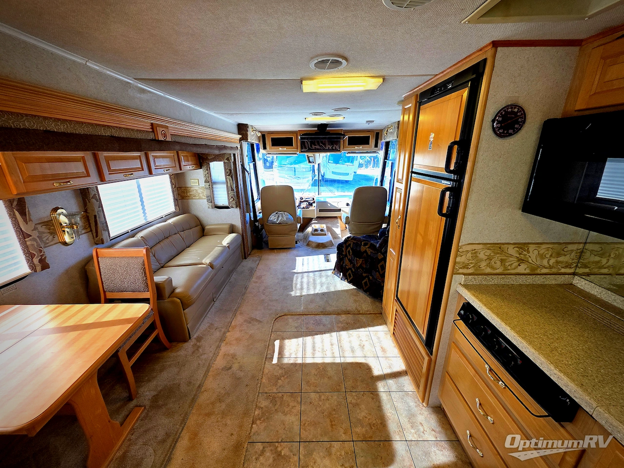 2003 Newmar Kountry Star 3651 Photo 5