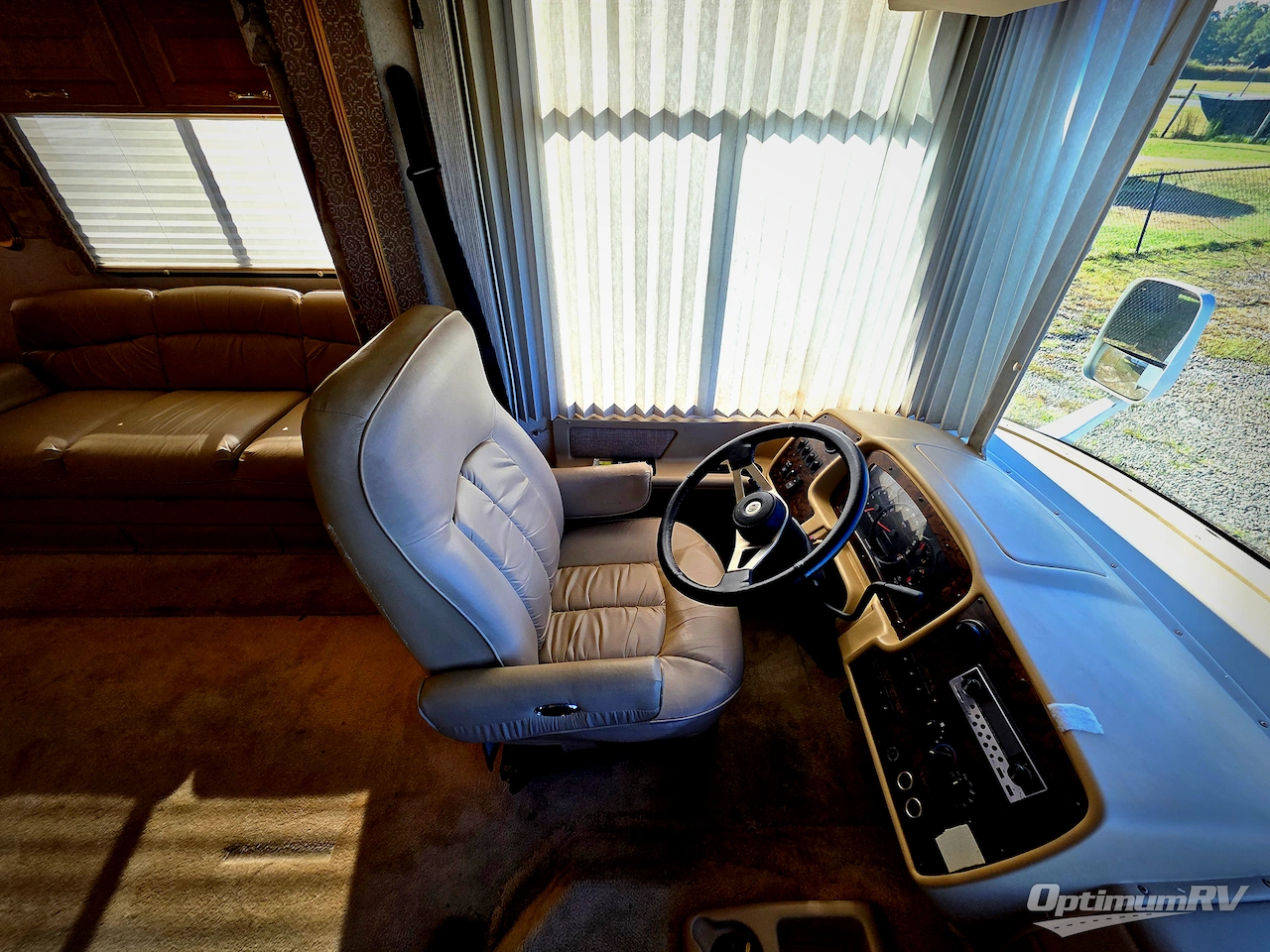 2003 Newmar Kountry Star 3651 Photo 7