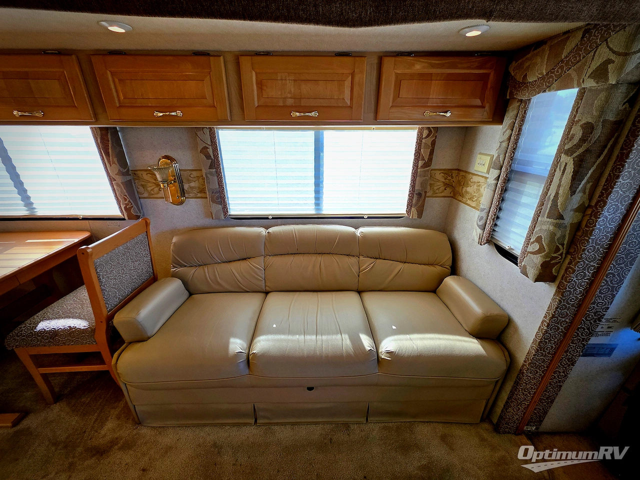 2003 Newmar Kountry Star 3651 Photo 10