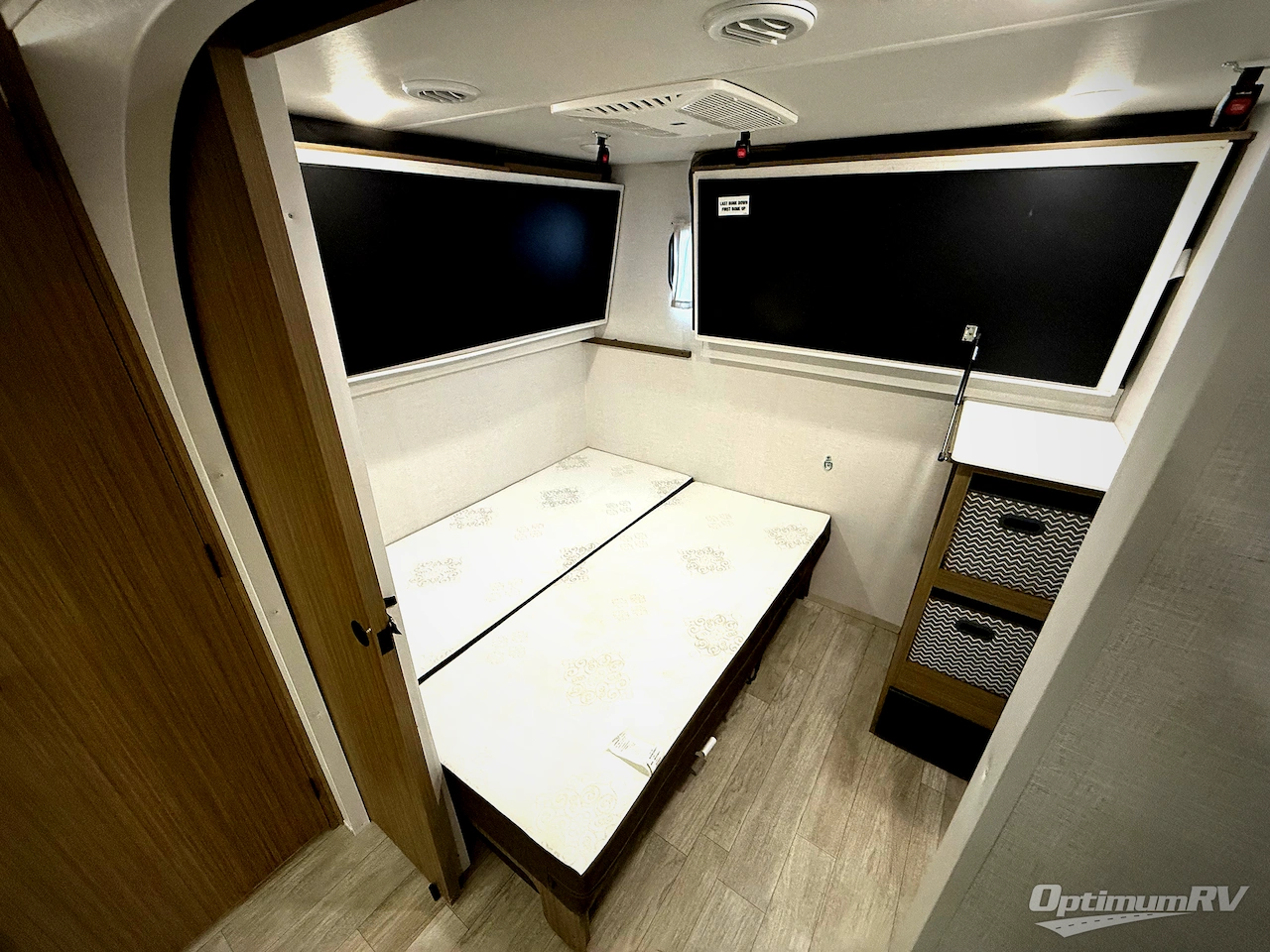 2025 Forest River Wildwood 29VBUD Photo 25