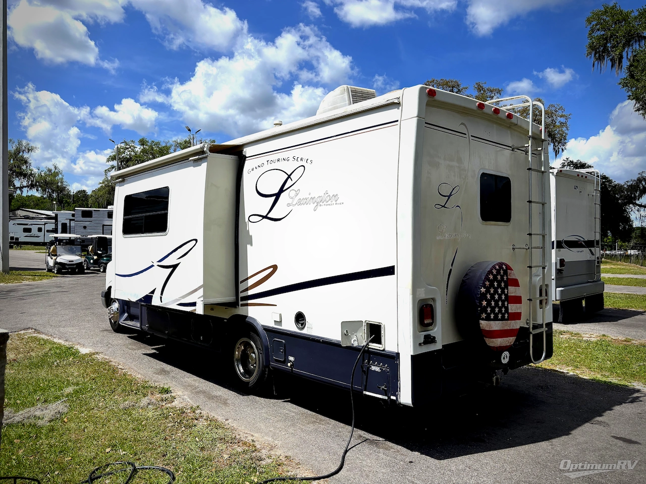 2003 Forest River Lexington 270S Photo 3