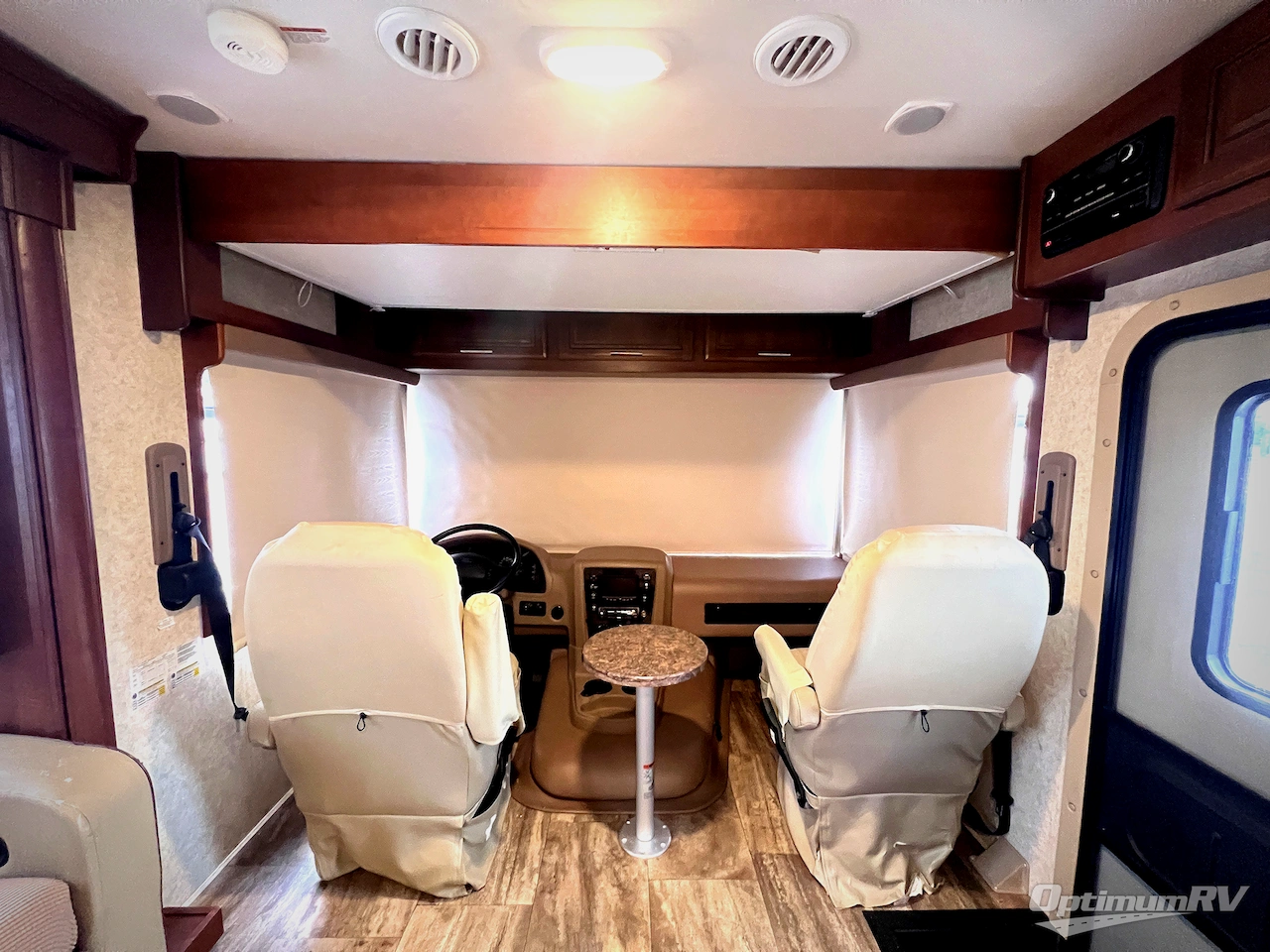 2016 Forest River Georgetown 364TS Photo 17
