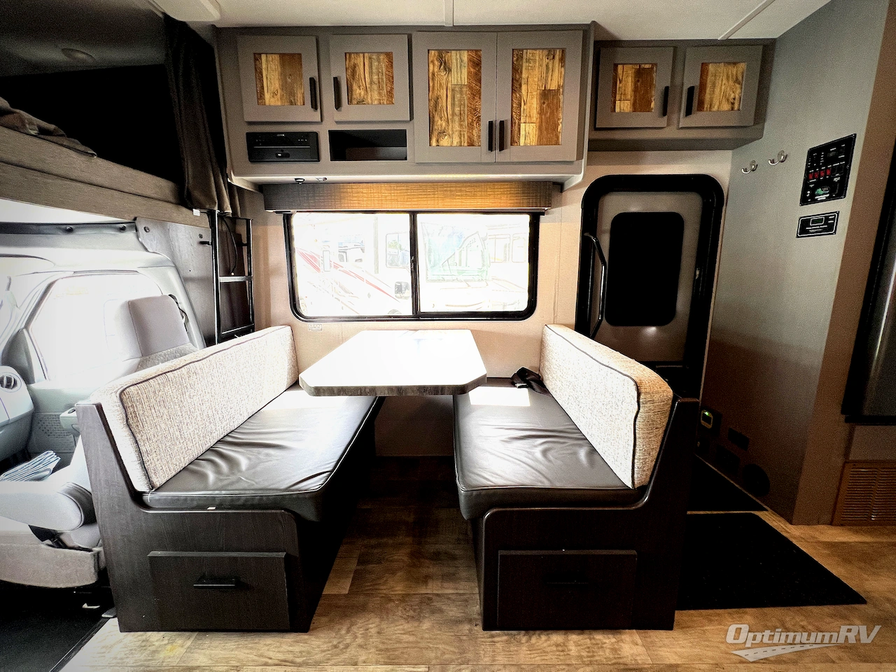 2021 Forest River Solera 32DSK Photo 9