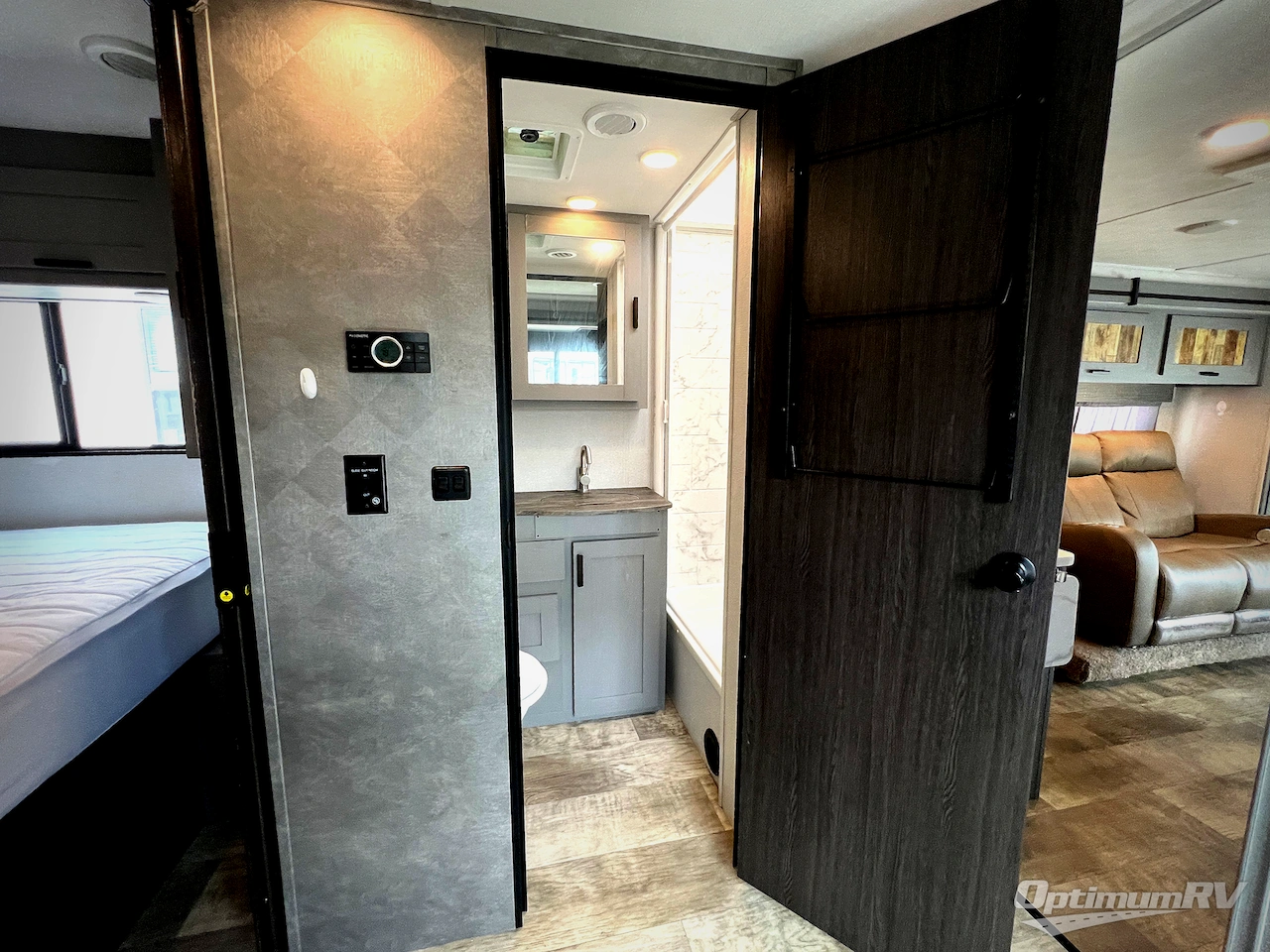 2021 Forest River Solera 32DSK Photo 16