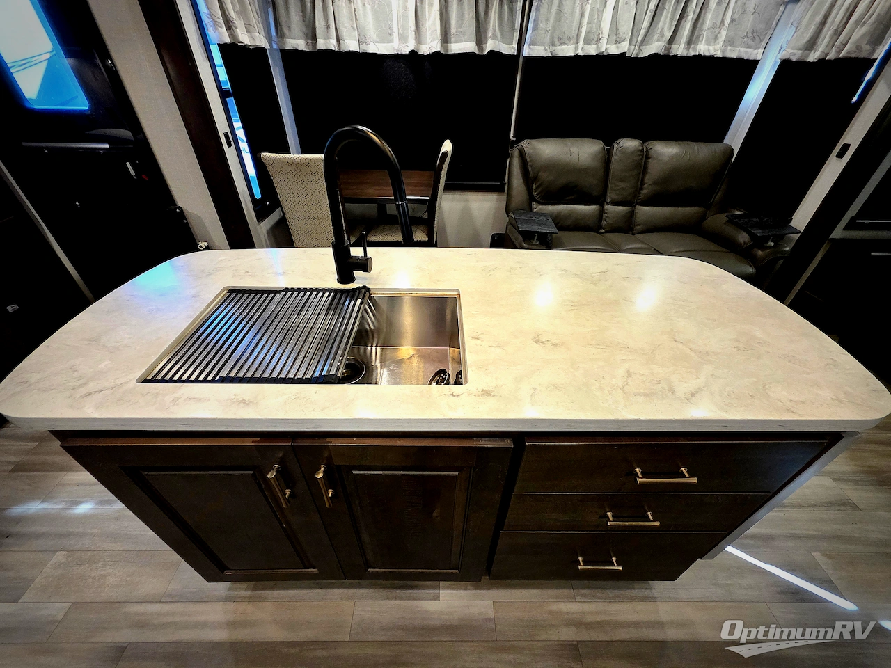 2021 Alliance Paradigm 340RL Photo 12