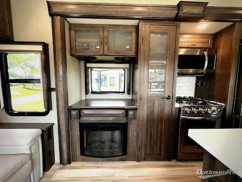 2022 Grand Design Solitude 378MBS RV Photo 2