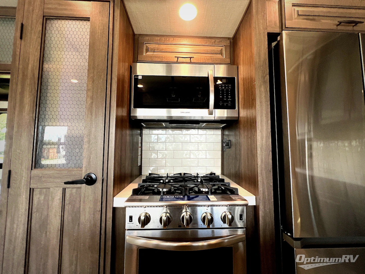 2022 Grand Design Solitude 378MBS Photo 13