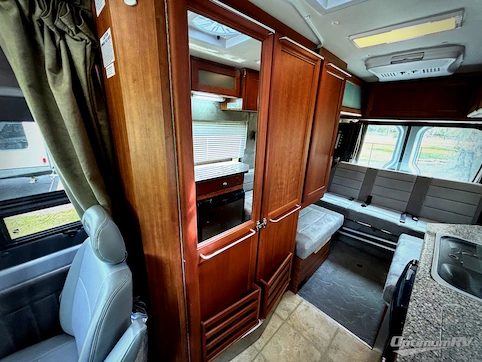 2011 Roadtrek Roadtrek Adventurous RV Photo 3