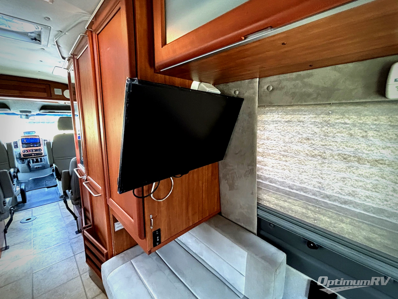 2011 Roadtrek Roadtrek Adventurous Photo 22