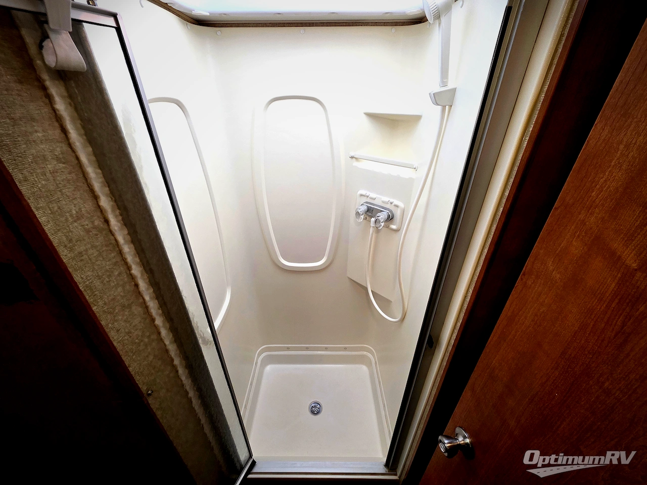 2017 Winnebago Minnie Winnie 31K Photo 12