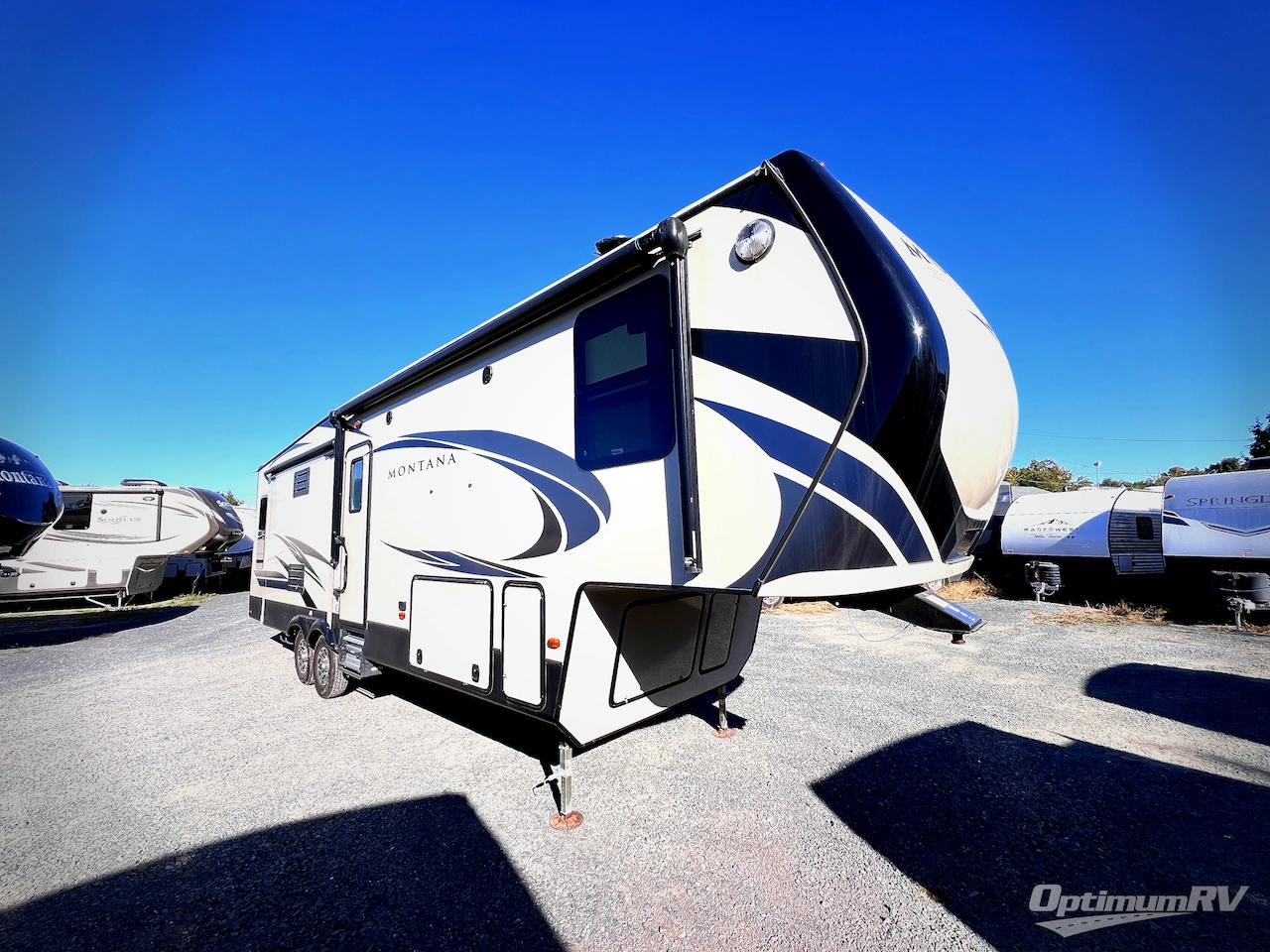 2018 Keystone Montana High Country 305RL Photo 1