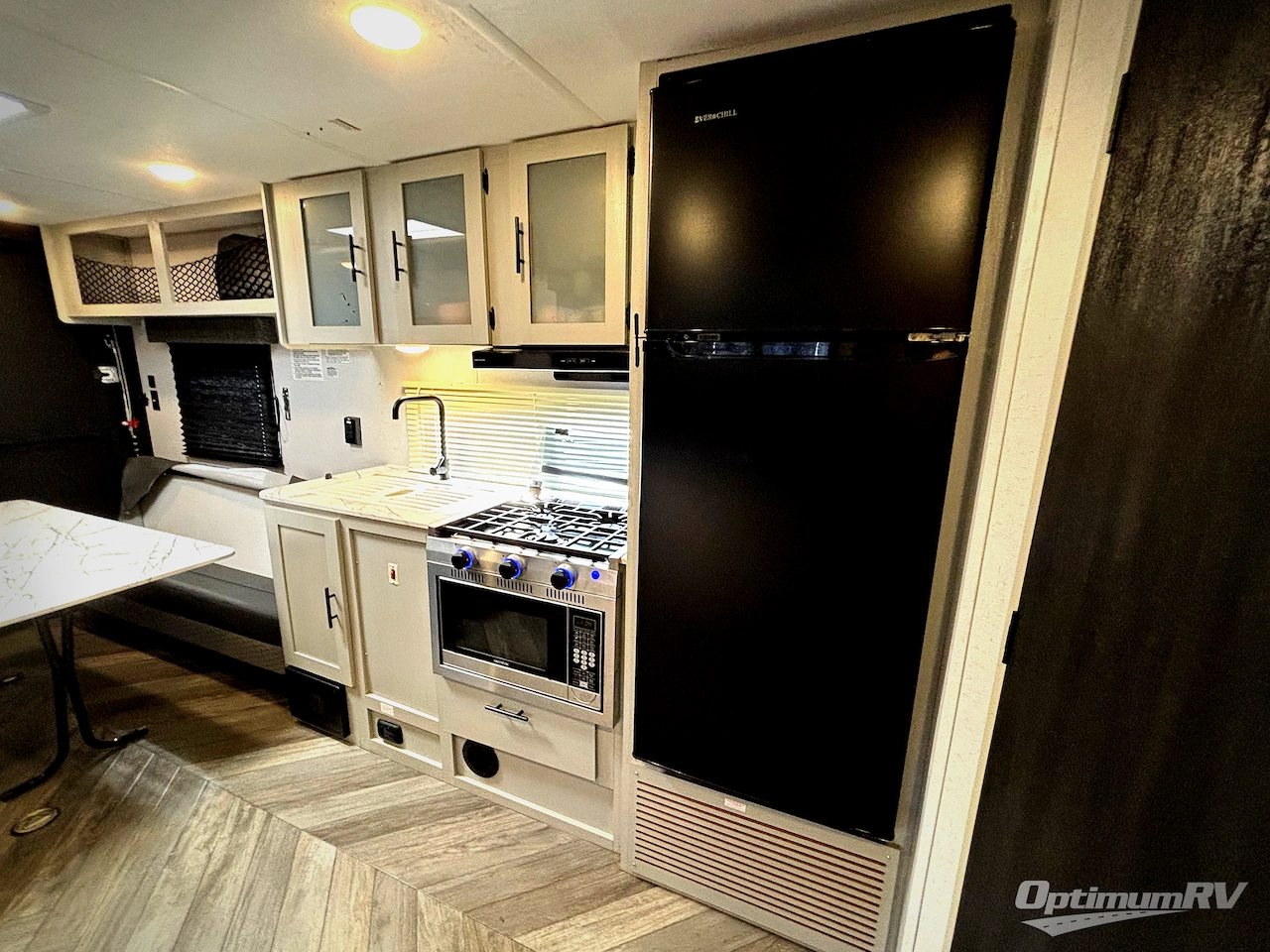 2022 Forest River Salem FSX 260RTX Photo 12