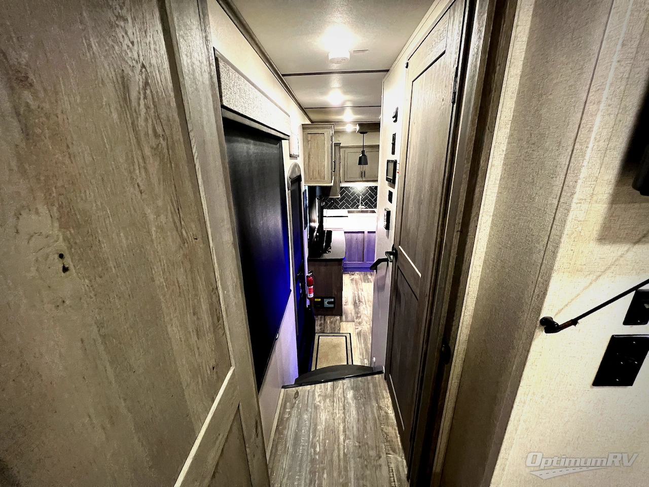 2021 Keystone Raptor 351 Photo 31