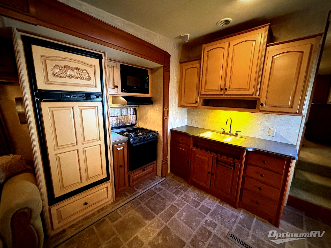 2010 Open Range Open Range RV 337RLS Photo 6