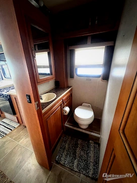 2011 Fleetwood Southwind 36D RV Photo 4