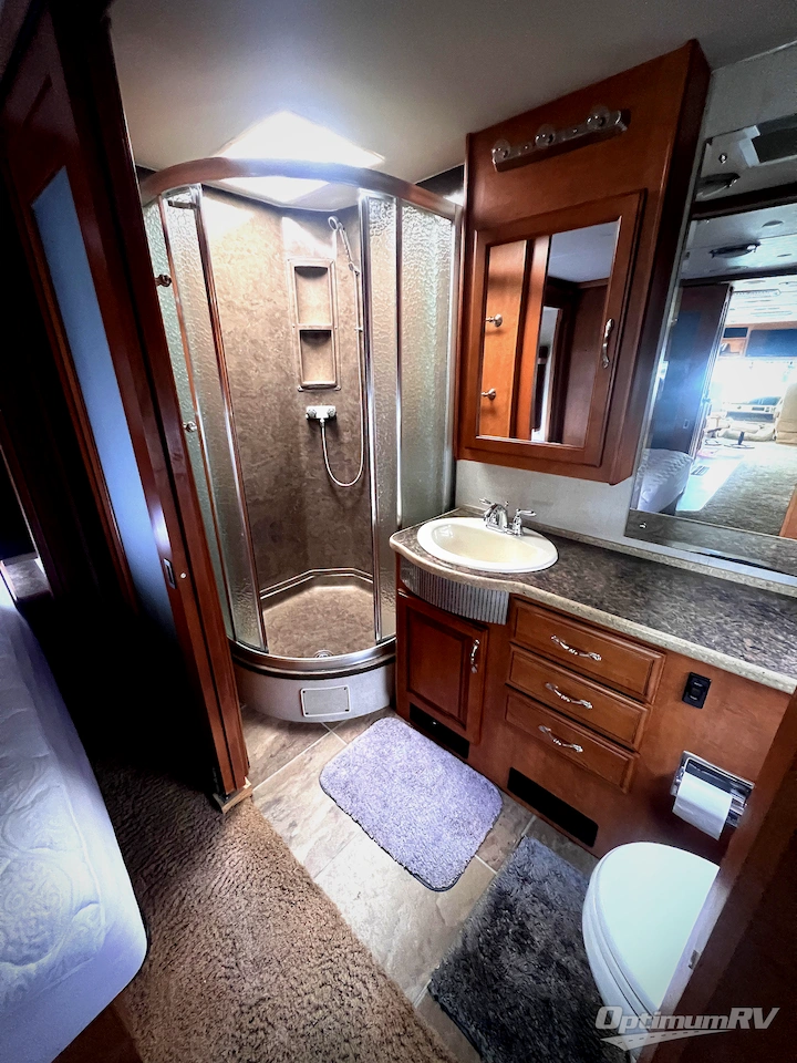 2011 Fleetwood Southwind 36D Photo 16