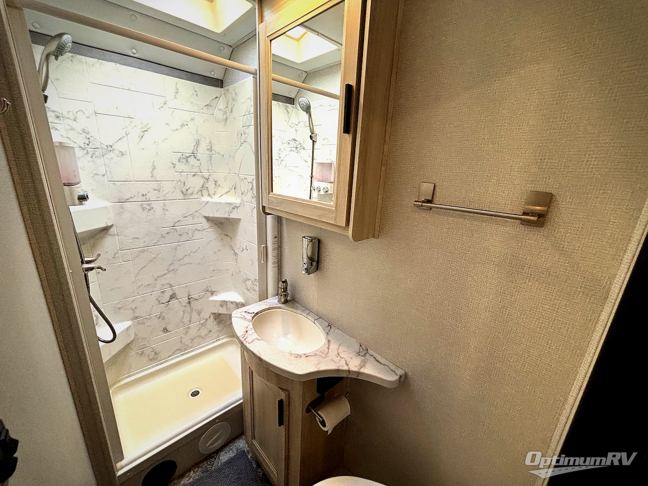 2020 Forest River Sunseeker LE 2550DSLE Chevy Photo 19