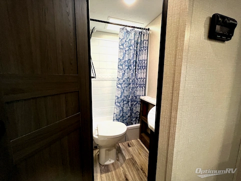 2021 Venture SportTrek ST281VBH RV Photo 4