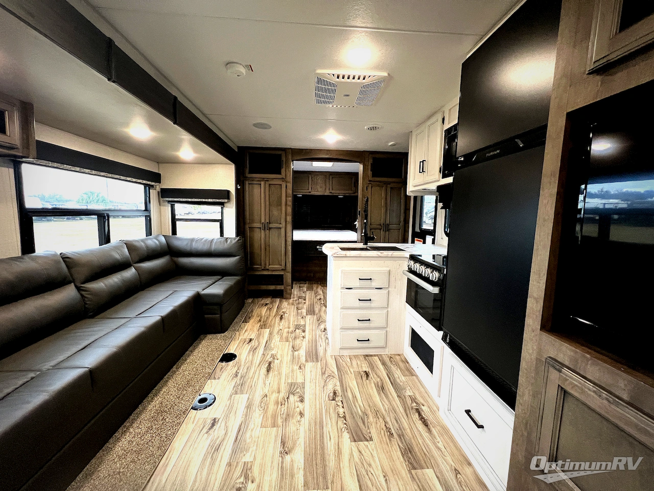 2021 Venture SportTrek ST281VBH Photo 5