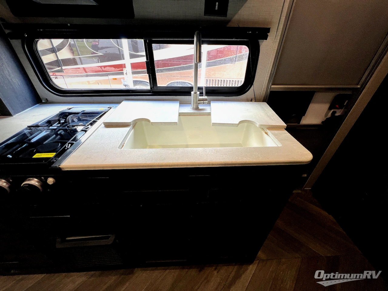 2021 Forest River Ozark 1800QS Photo 8