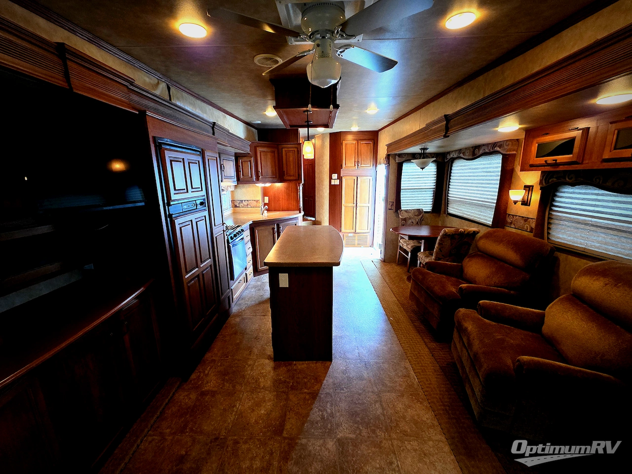 2009 KZ Durango LX D3551PX4 Photo 5