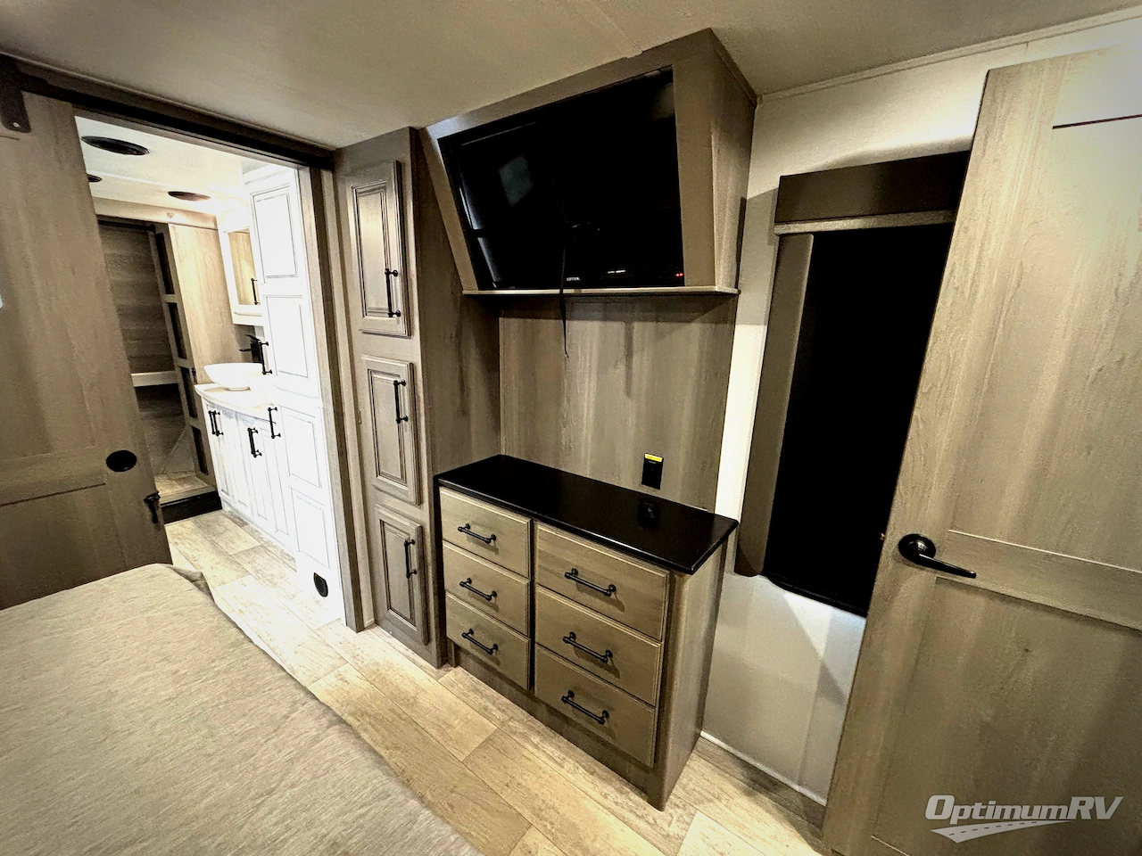 2022 Keystone Montana 3931FB Photo 13