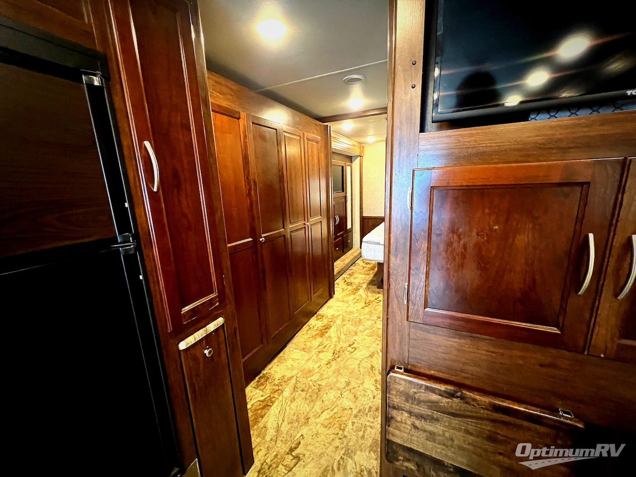 2017 Coachmen Pursuit 33 BH Photo 23