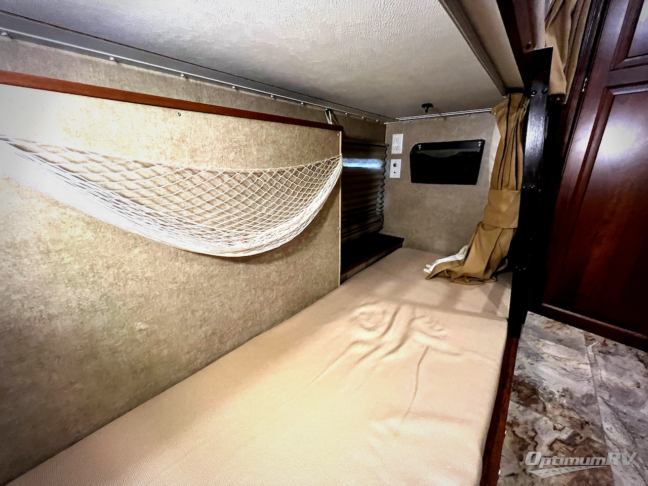 2017 Coachmen Pursuit 33 BH Photo 31