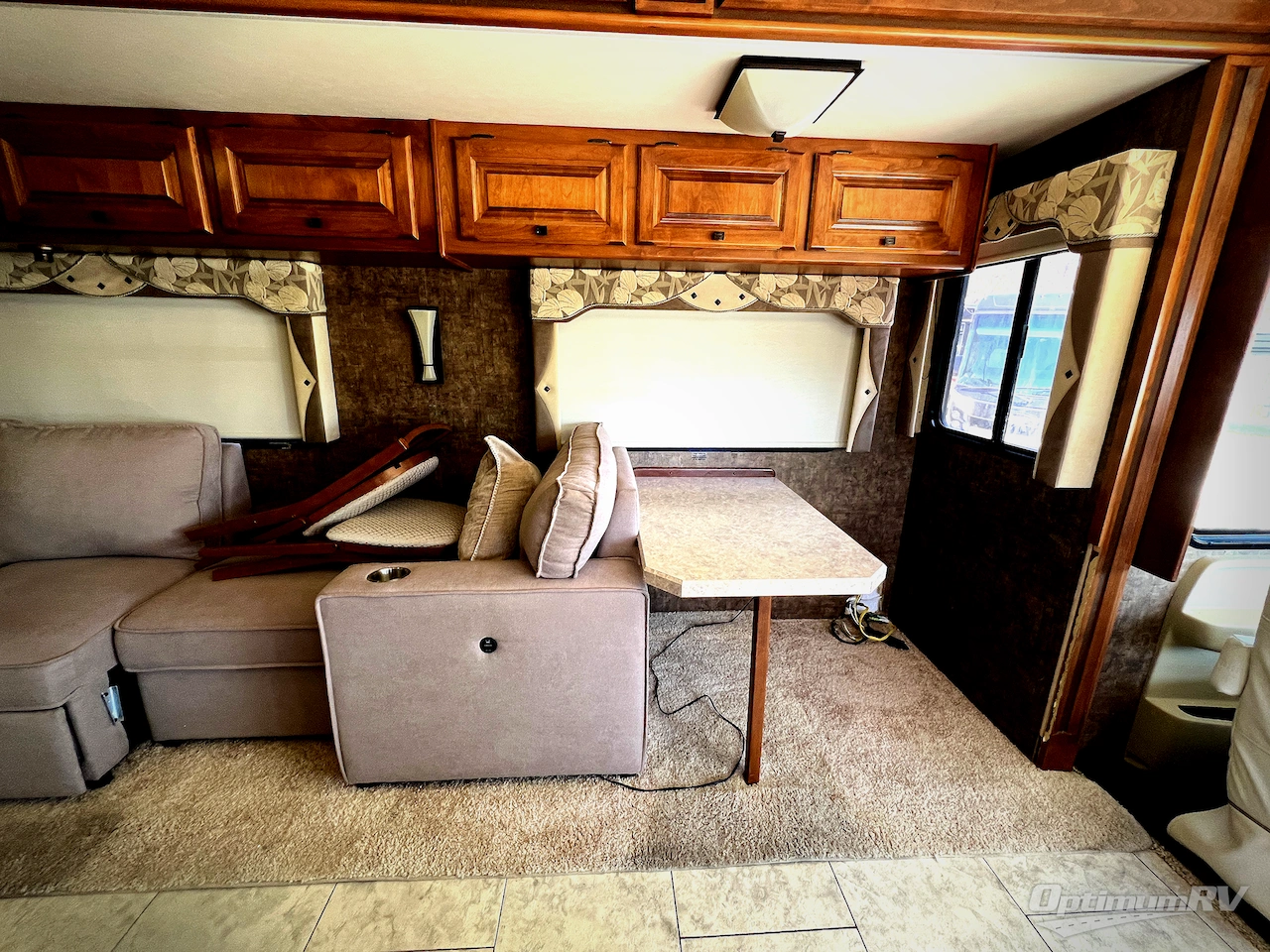 2012 Tiffin Allegro 36 LA Photo 9