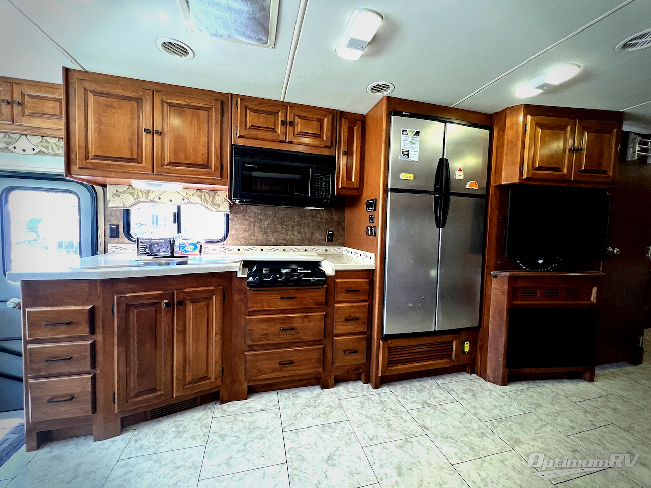 2012 Tiffin Allegro 36 LA Photo 10