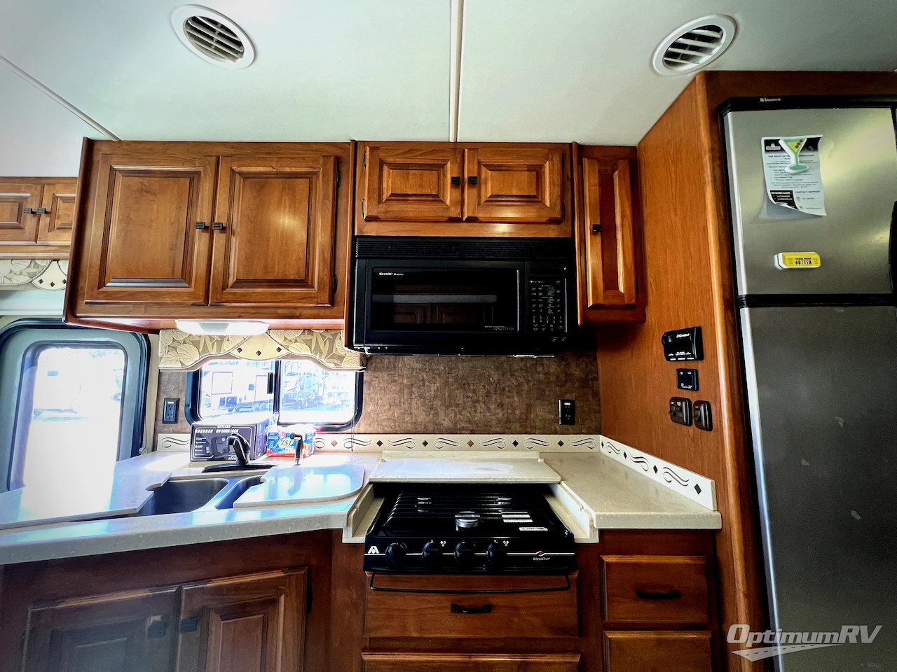 2012 Tiffin Allegro 36 LA Photo 13