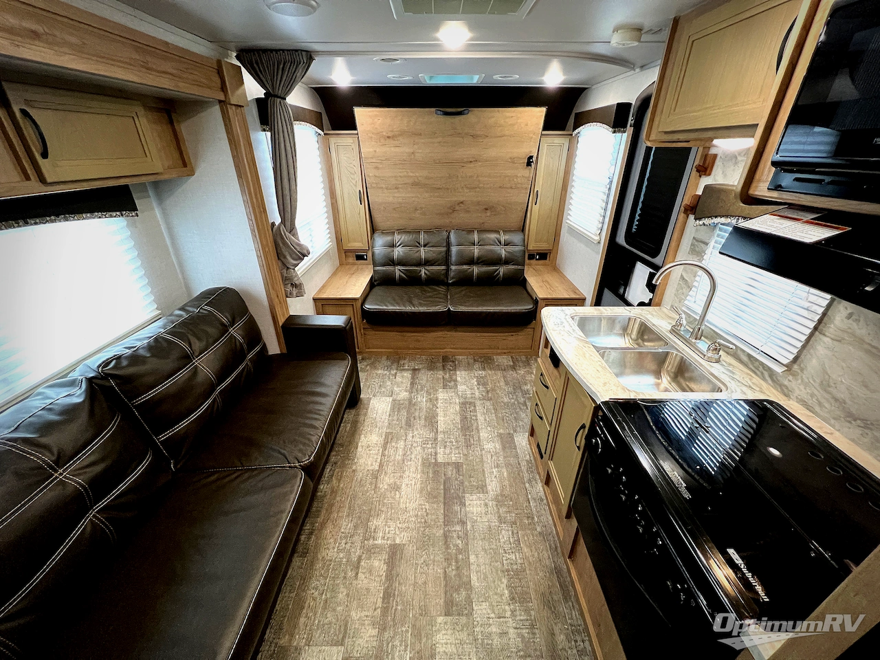 2021 Winnebago Towables Micro Minnie 2106DS Photo 2
