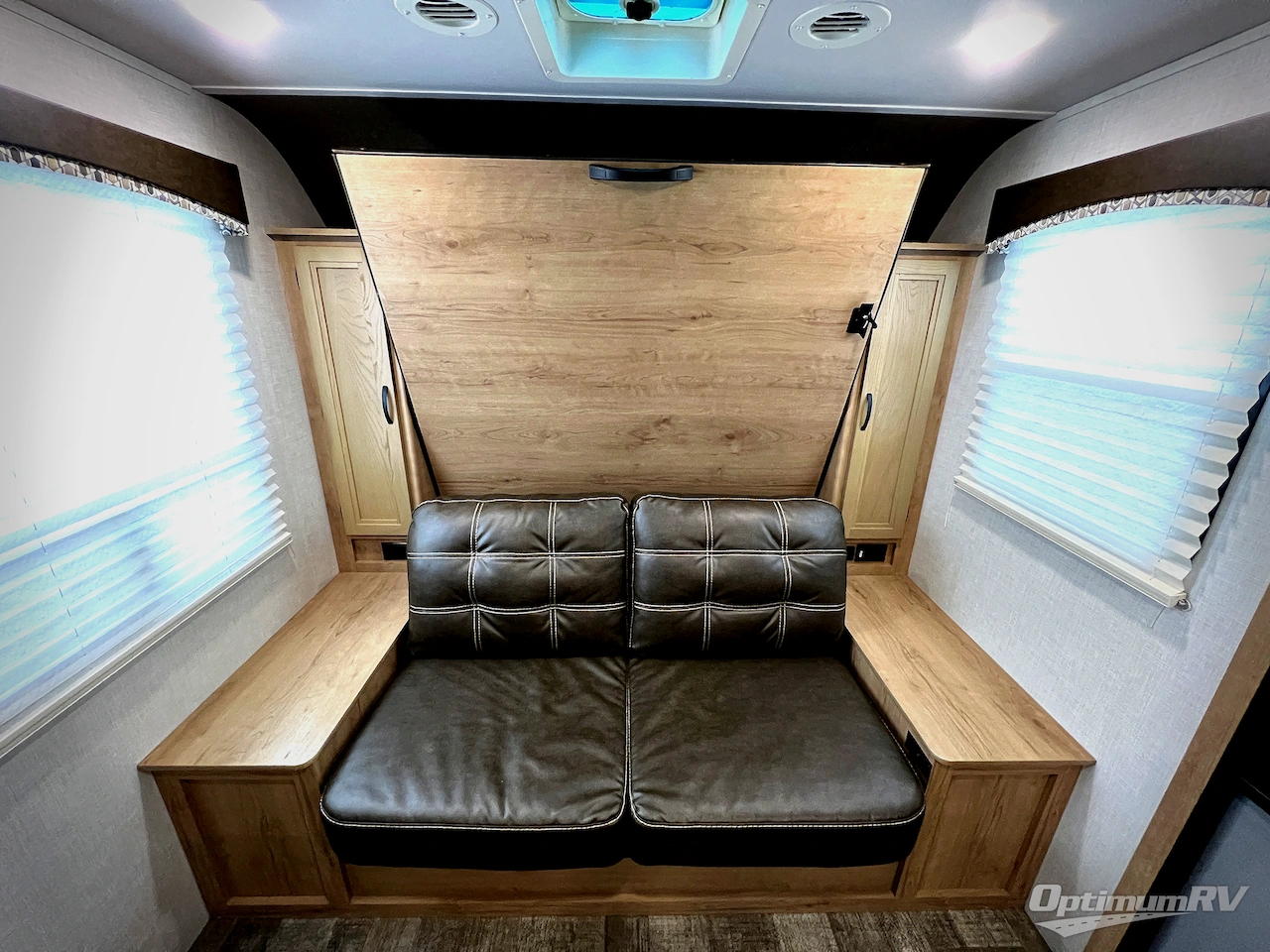 2021 Winnebago Towables Micro Minnie 2106DS Photo 3
