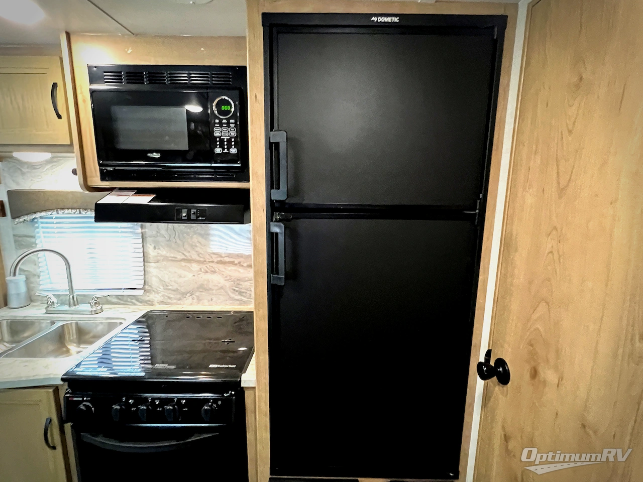 2021 Winnebago Towables Micro Minnie 2106DS Photo 20