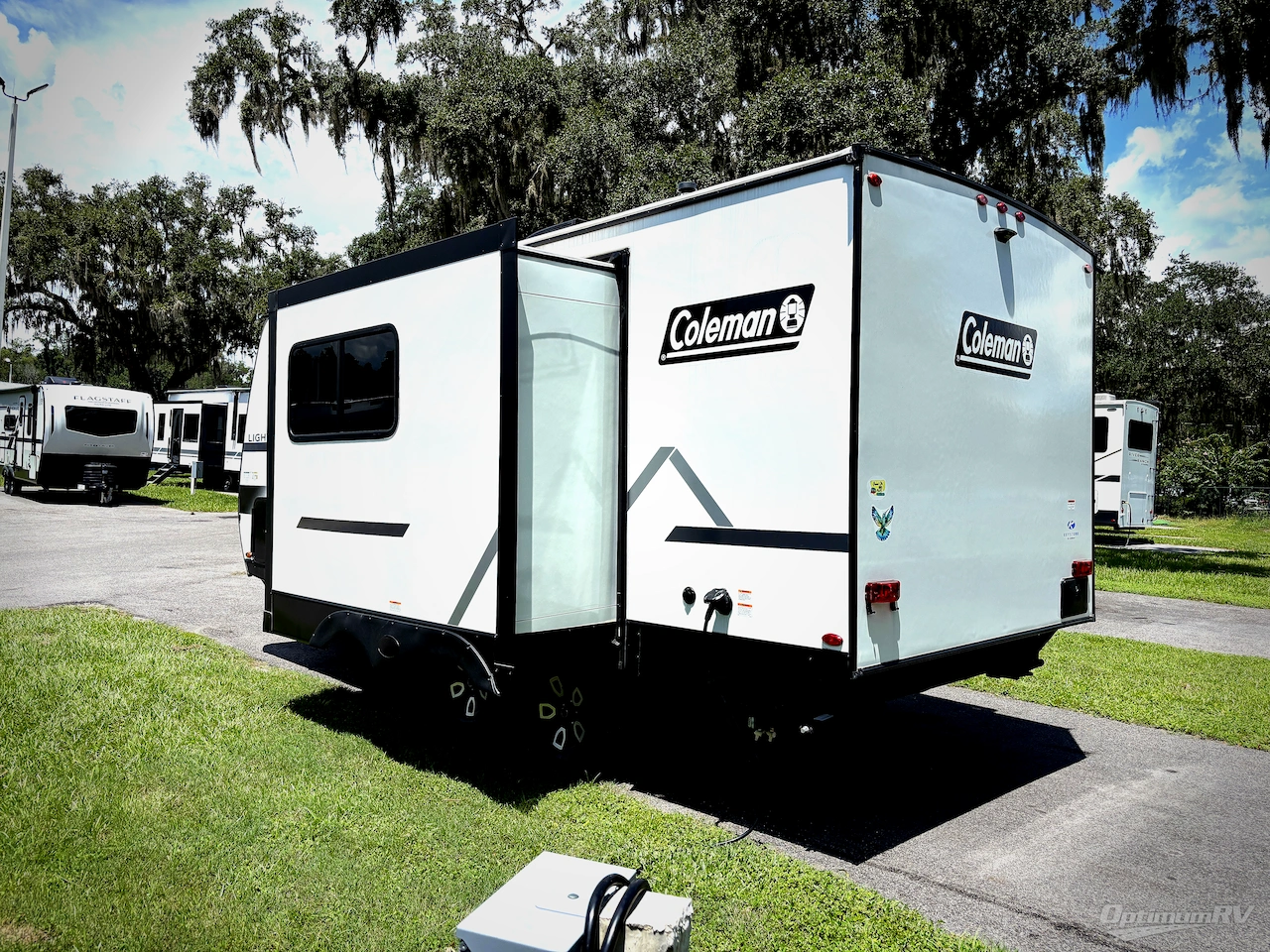 2025 Keystone Coleman Light 18RX Photo 3