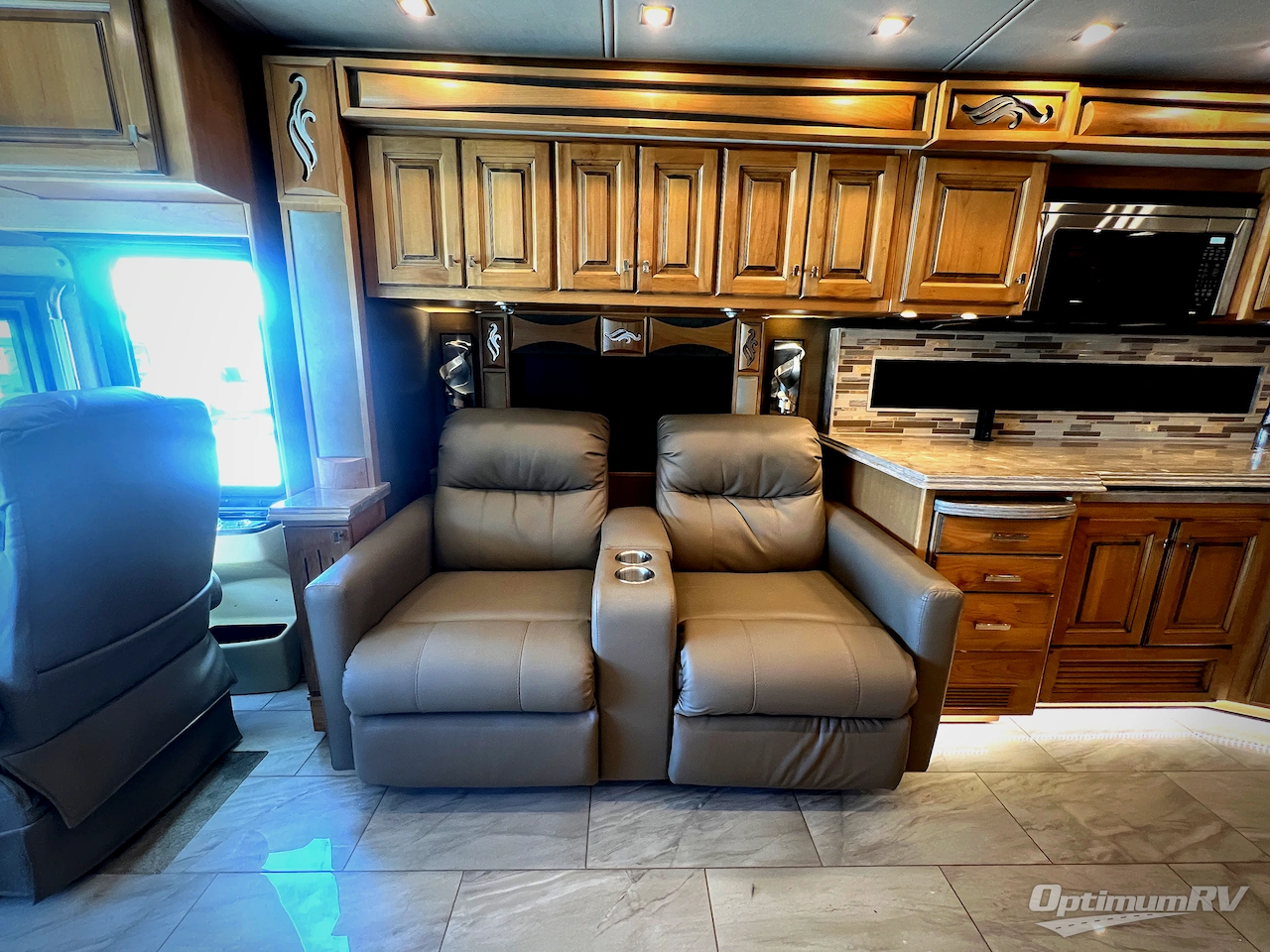 2019 Tiffin Phaeton 40 QBH Photo 9