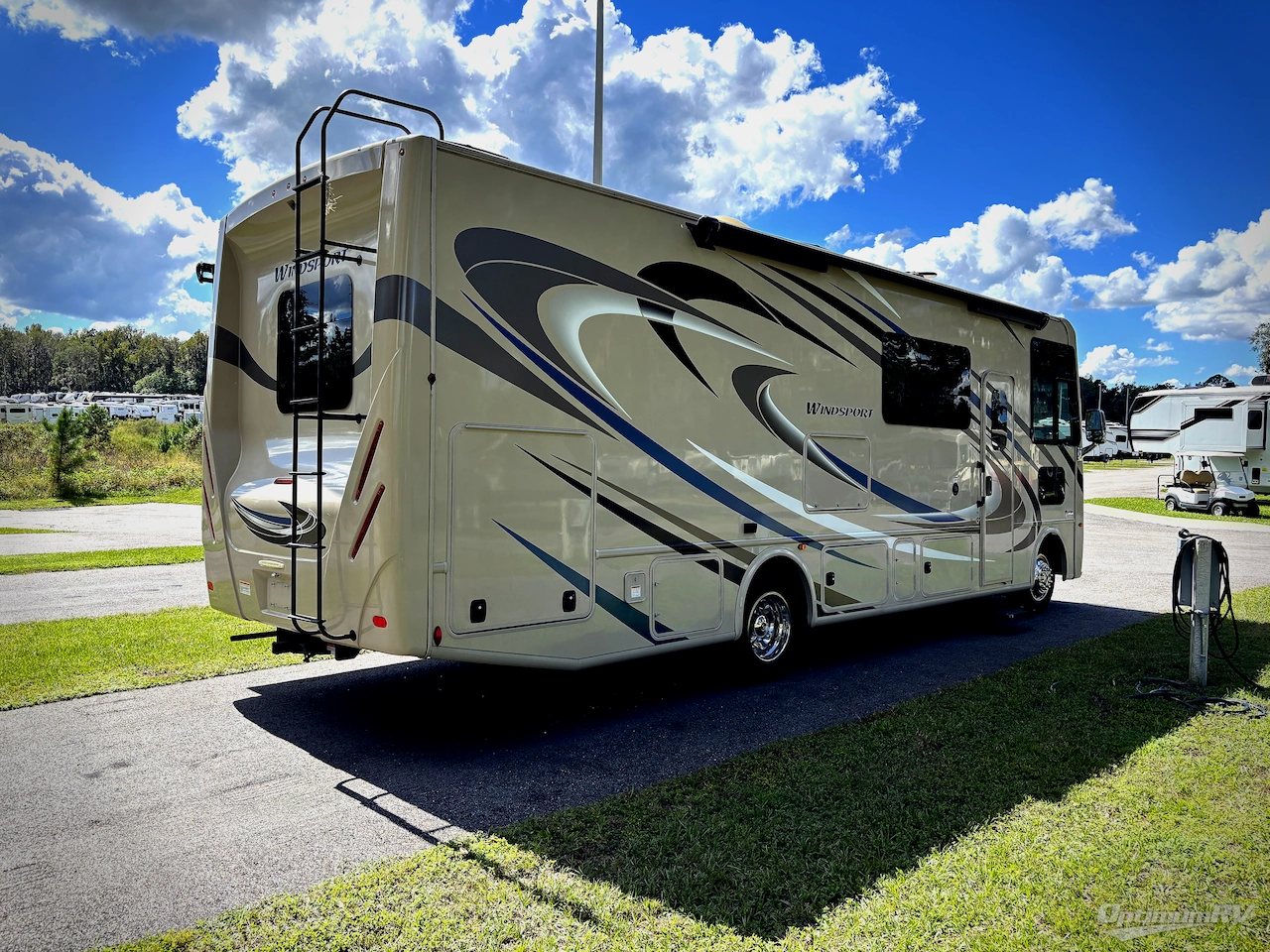 2019 Thor Windsport 29M Photo 2