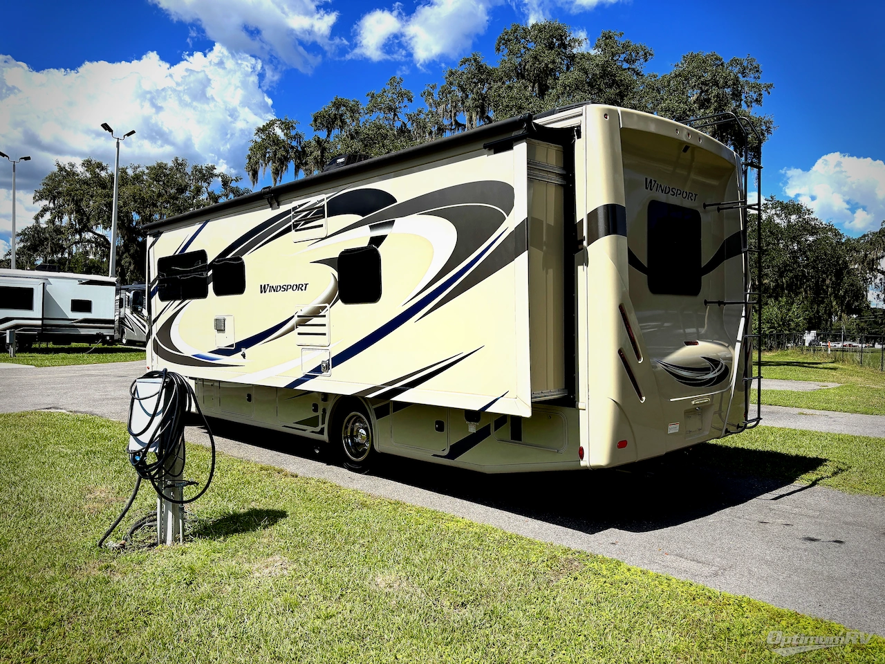 2019 Thor Windsport 29M Photo 3