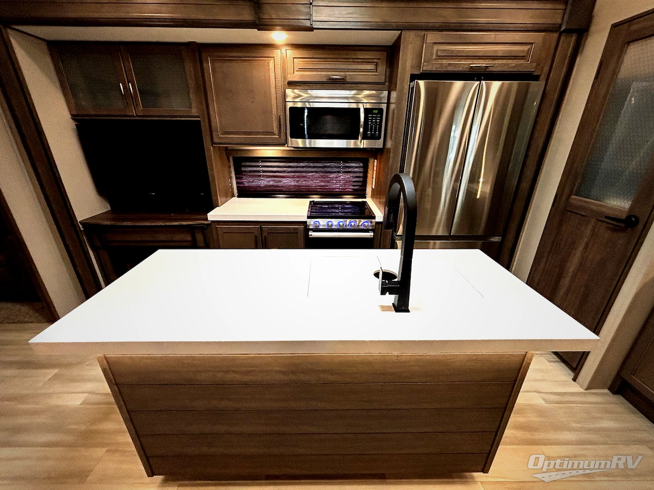 2022 Grand Design Solitude S-Class 3740BH Photo 6