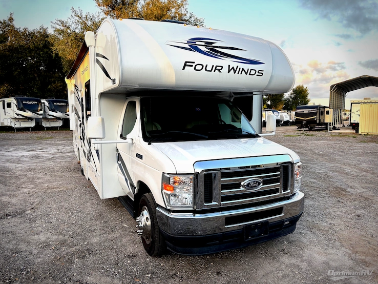 2022 Thor Four Winds 27R RV Photo 1