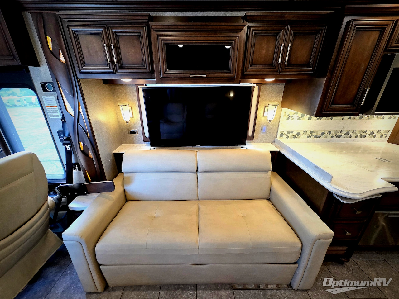 2019 Newmar Ventana LE 4037 Photo 11