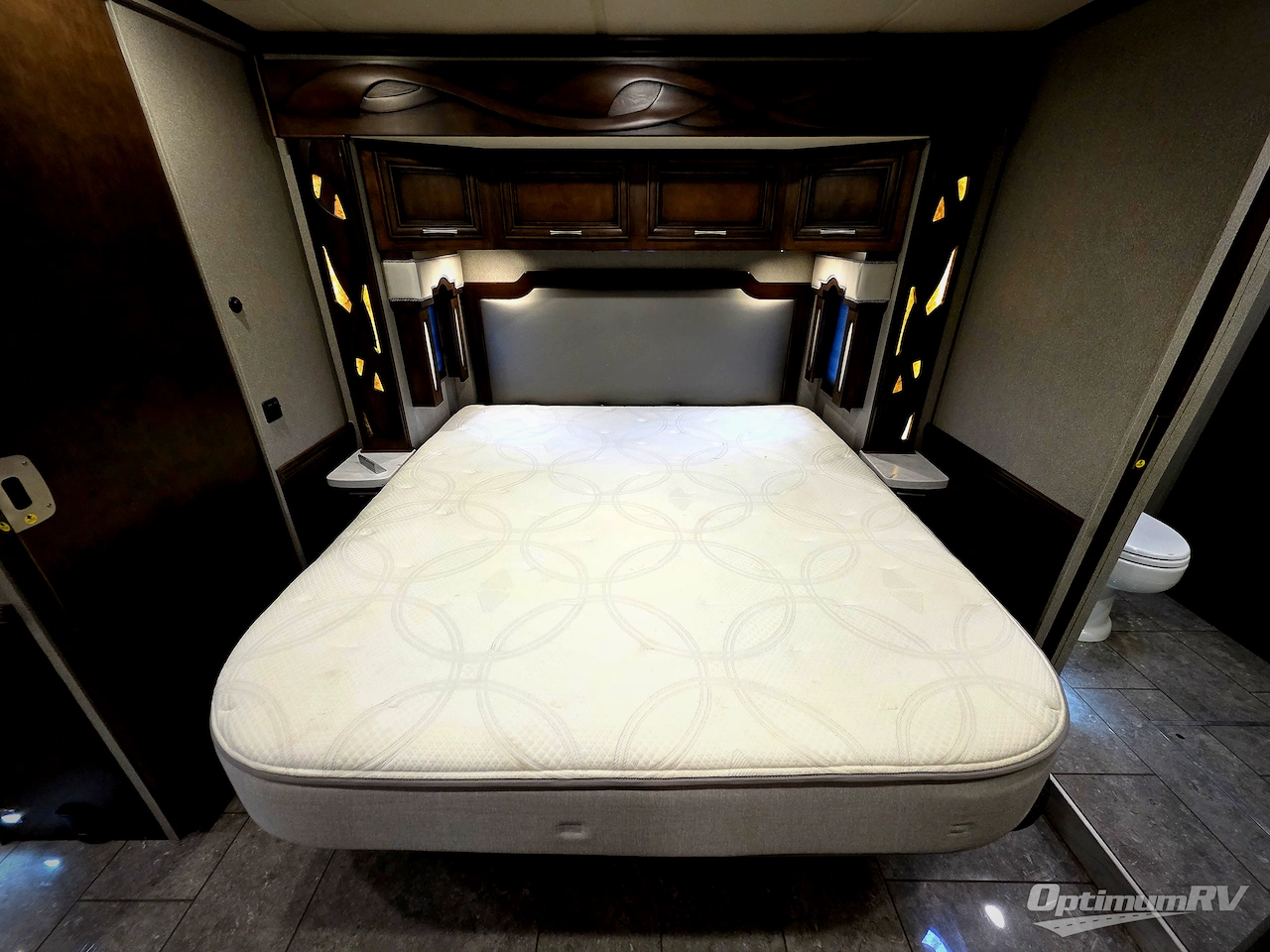 2019 Newmar Ventana LE 4037 Photo 19