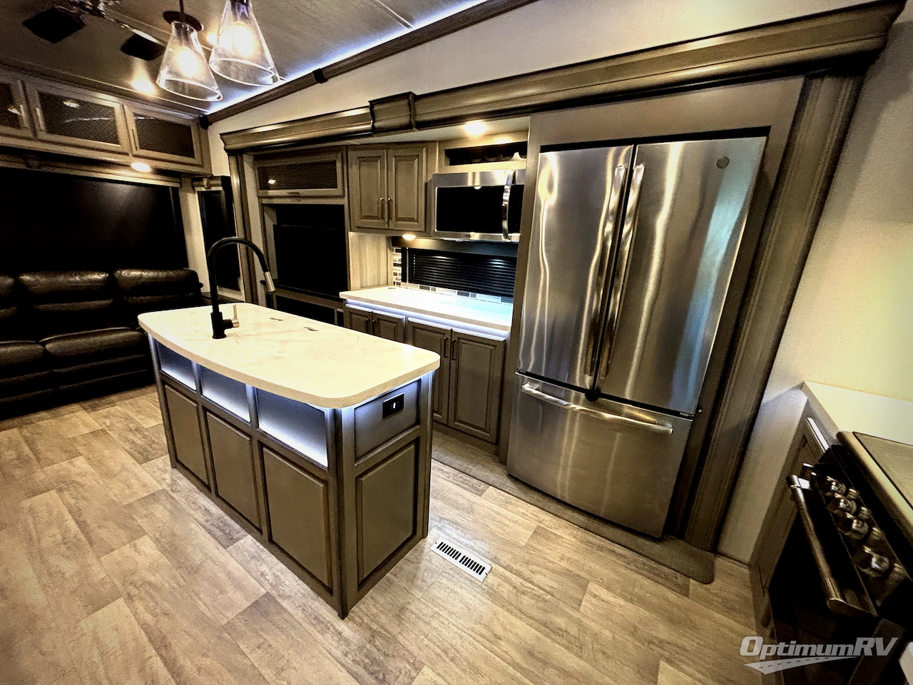 2021 Keystone Montana 3231CK Photo 17